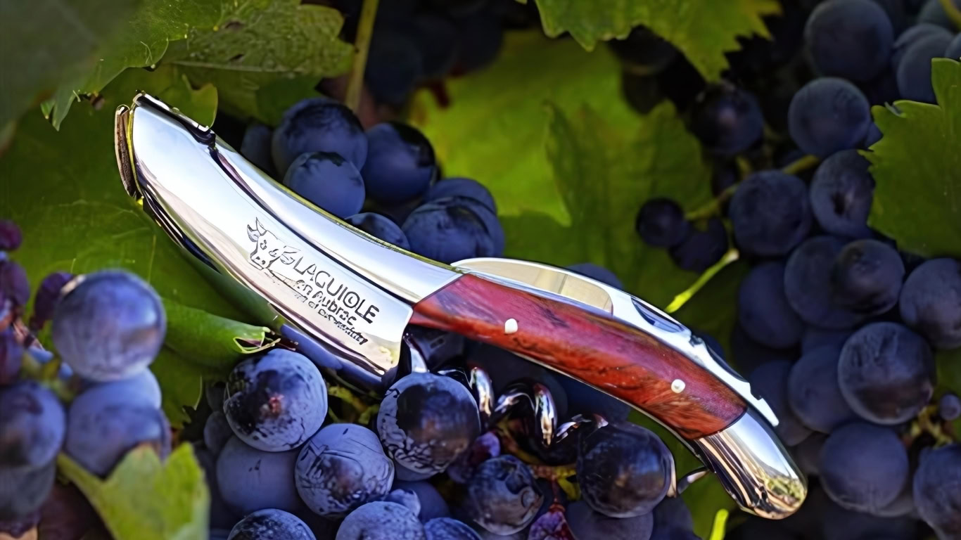 laguiole en aubrac sommelier or knife with corkscrew